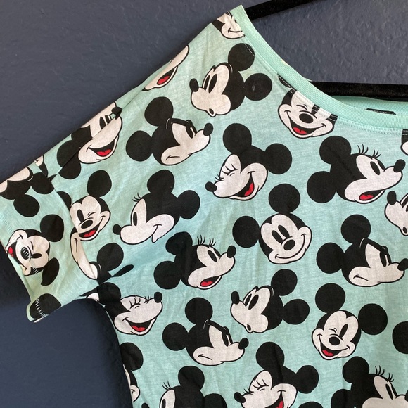•Mickey & Minnie Printed Tee• - Picture 1 of 3
